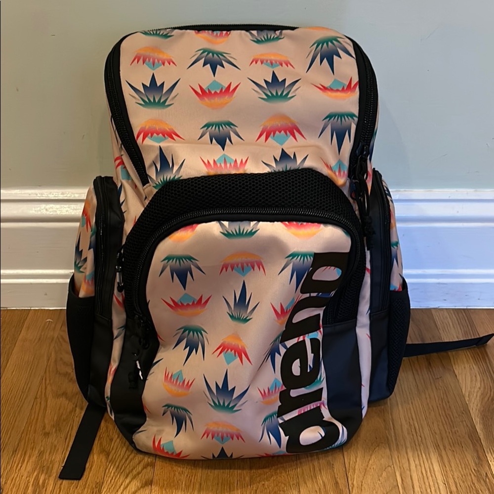 Arena Black Backpack with Padded Straps like new